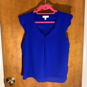 Monteau EUC bright blue scalloped sleeve blouse Size Medium